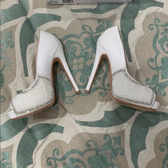 David’s Bridal bridal heels - Picture 6 of 8